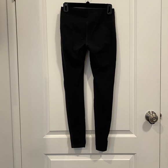 Spanx Every Wear Active Mesh Side Stripe Leggings - Picture 4 of 4